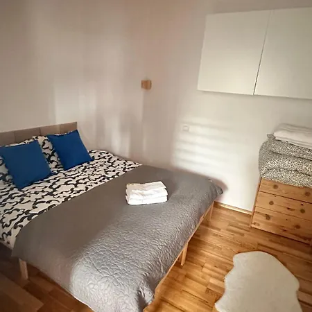 Warsaw Stay Apartmán *